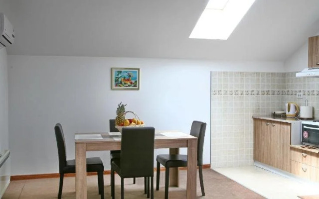 Lala Luxury Suites 4*