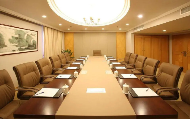 Zhongshan Hotel