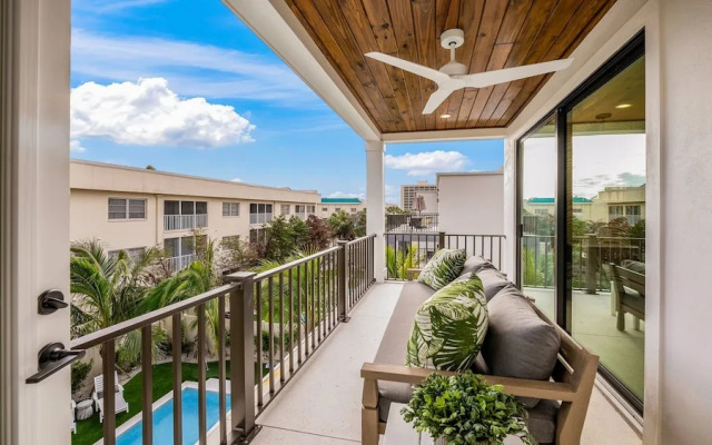 Golden Set in Siesta Key