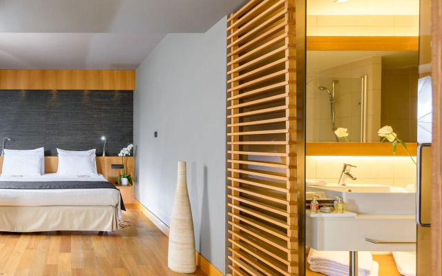 Alexander Beach hotel & Spa