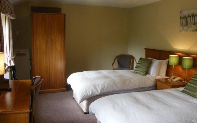 The Tumbling Weir Hotel & Restaurant