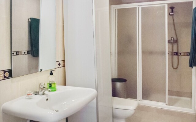 Apartment - 2 Bedrooms with Pool and WiFi - 107295