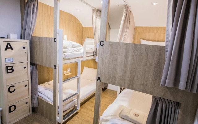 Paper Plane Hostel