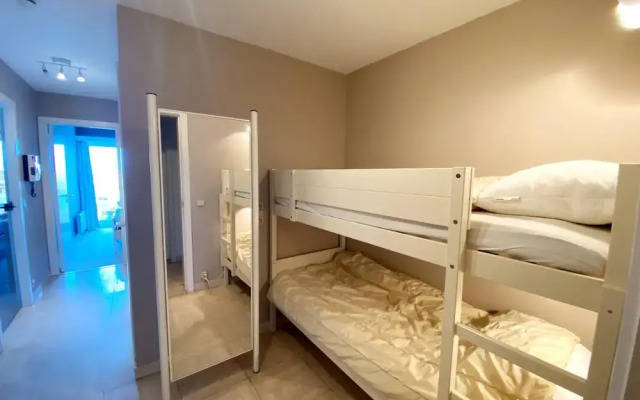 Apartment in Nieuwpoort Near Sandy Beaches