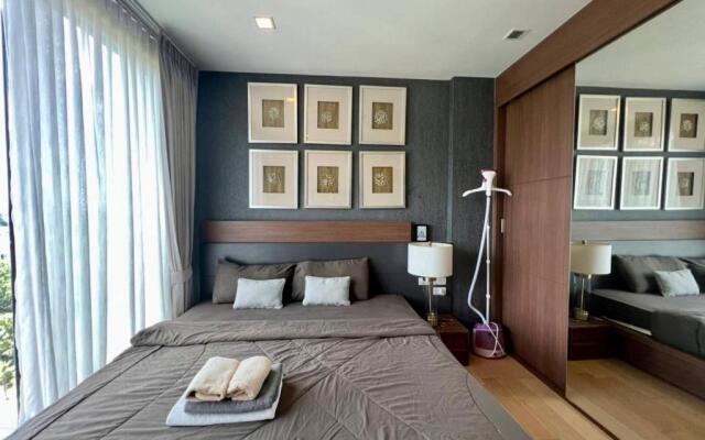 Astra 2 Bedroom B1102 Condo By Ping
