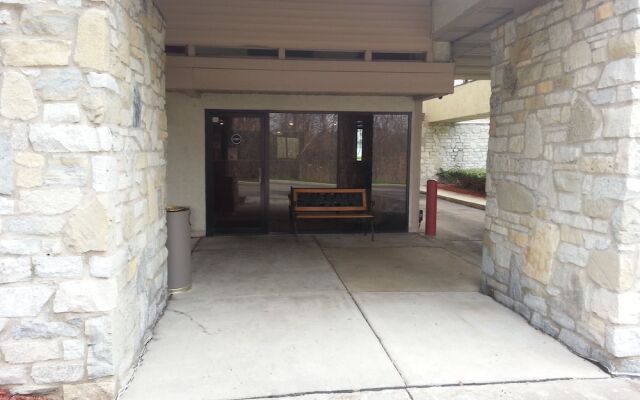 Red Roof Inn Monroe