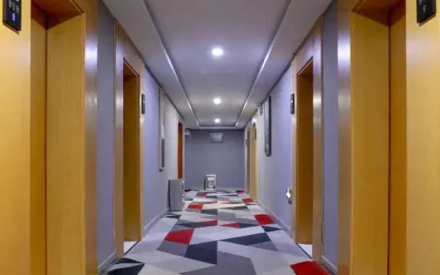 Shankee Hotel (Yanggu Railway Station Qinghe East Road)