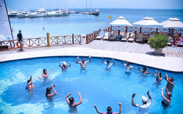All Ritmo Cancun Resort & Water Park - All Inclusive