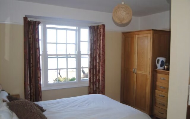 Seaview Inn