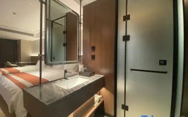 Platinum Jinshang Hotel (World Trade Plaza Branch)