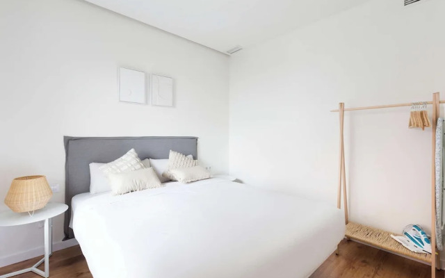 Urban Chill Apartments By Olala Homes