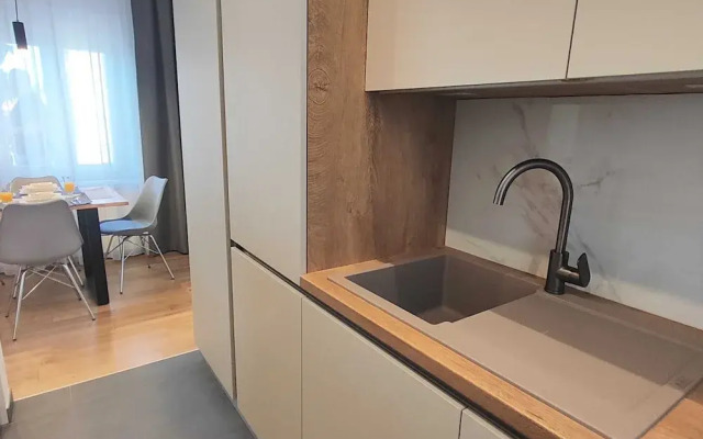 Bright and Spacious Stay With Private Parking in Crikvenica