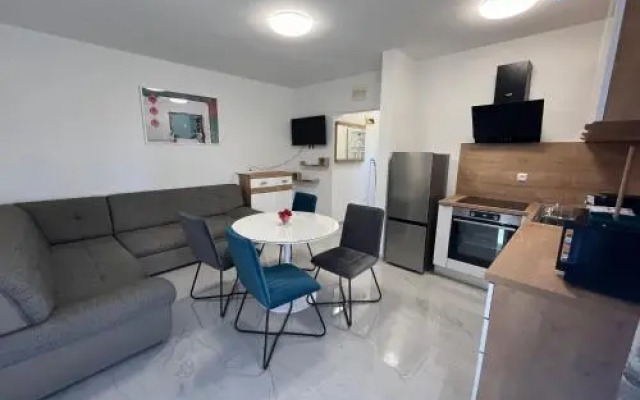 Apartments Meri-Puntamika