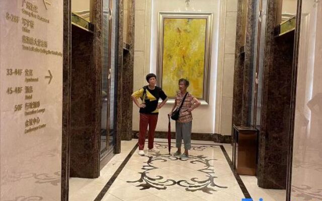 Youjia Apartment (Changgang Subway Station Dabiao Branch)