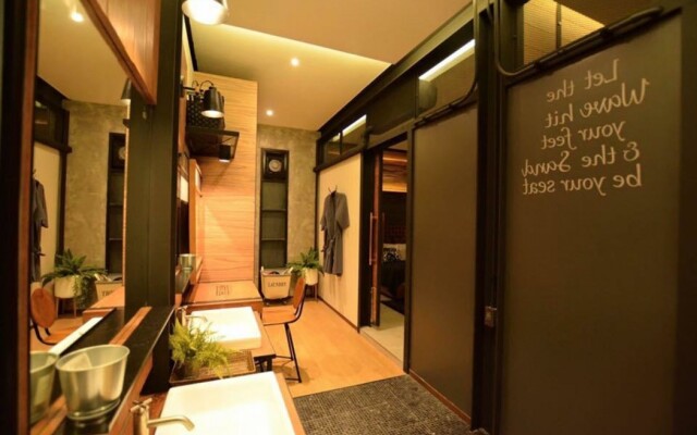 The Cabin Beach Resort