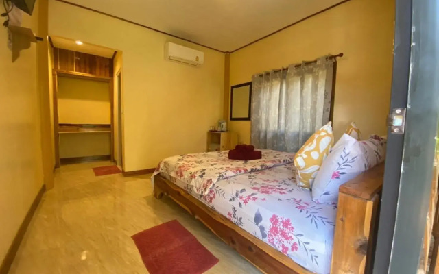 Baan Panseng Bungalow