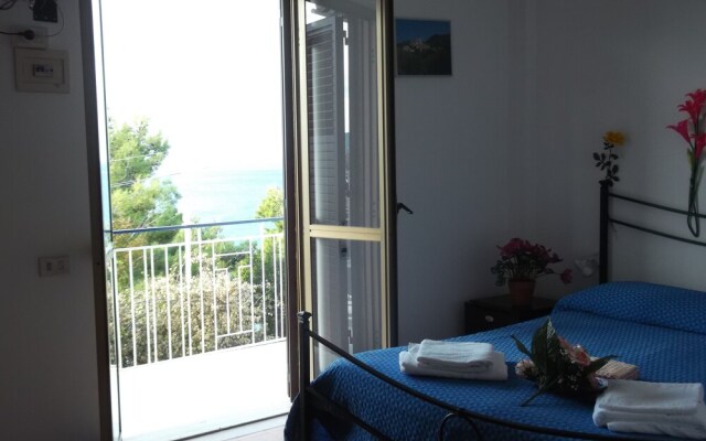 Villaggio Camping Costa del Mito