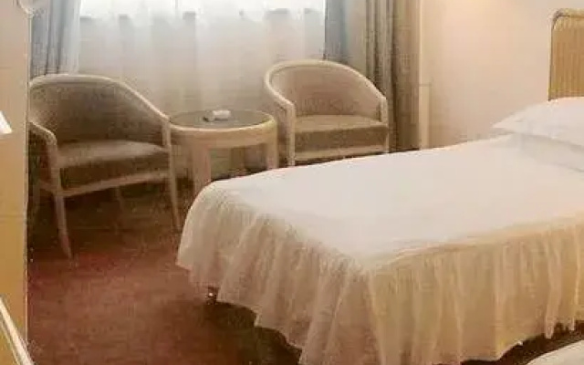 Xinmin Hotel