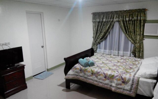 Raquel's Pensionne House