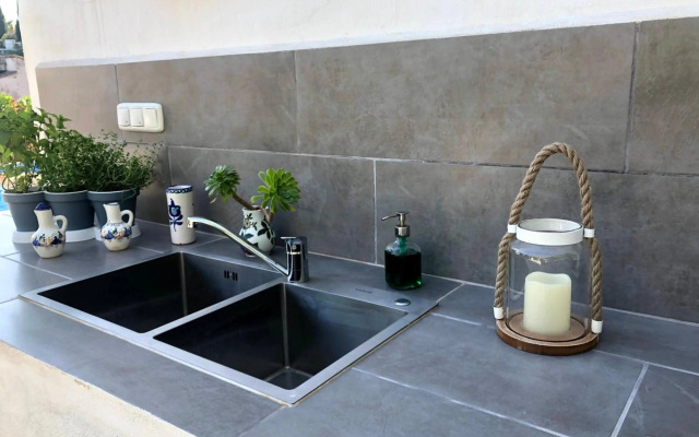 Casa on large property with private Pool