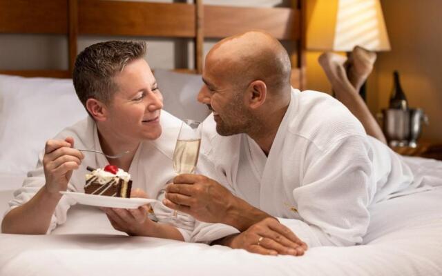 The Cove Lakeside Resort