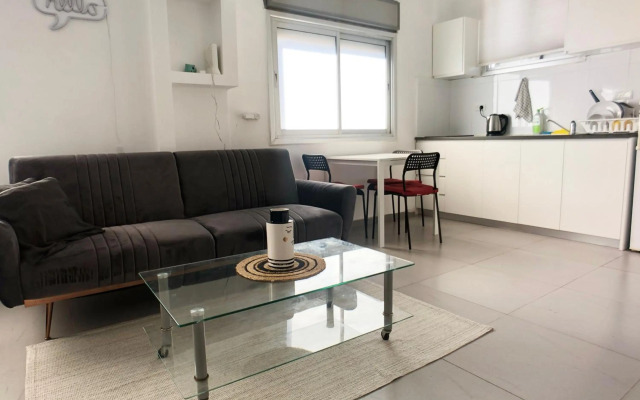 Lev Florentin Apartments