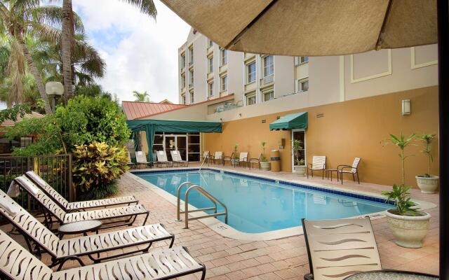 Hampton Inn & Suites Ft. Lauderdale Arpt/South Cruise Port