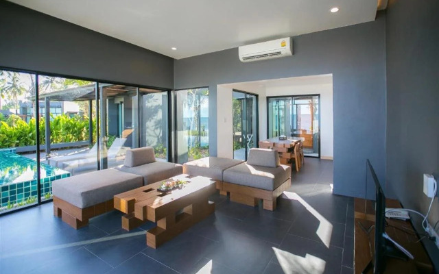 SEAnery Beach Resort