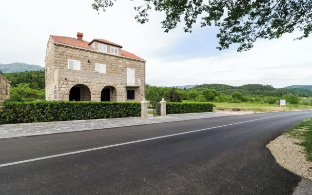 Apartments Banac