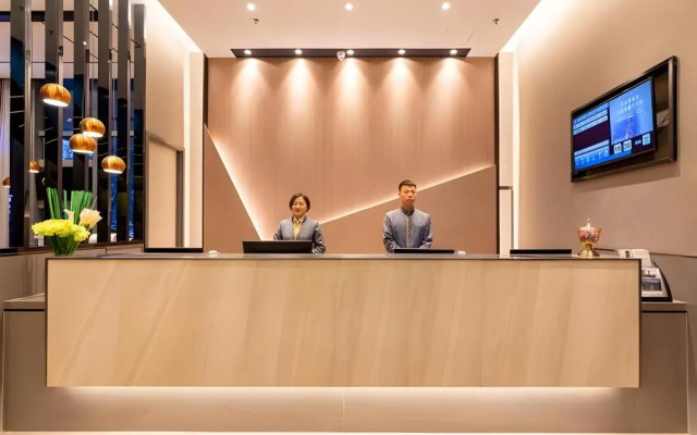 Homeinn Selected Hotel (Shenyang Hunnan 21st Century Building Subway Station)