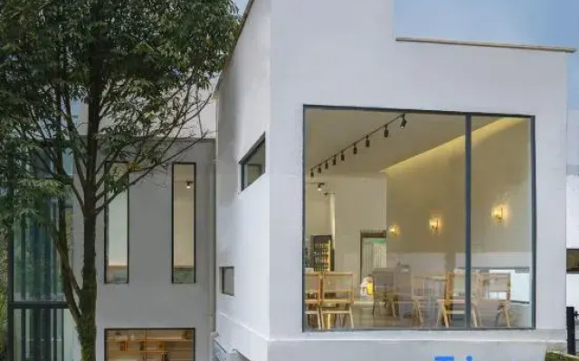 SeeMountain Hostel