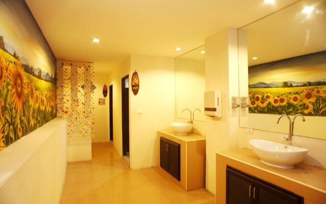 Bodega Koh Samui - Adults Only