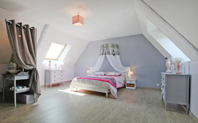 Holiday home on a Norman property,  semi-detached, Bacilly