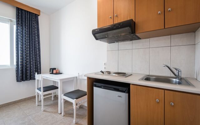 ILIOS APARTHOTEL(Tigaki)
