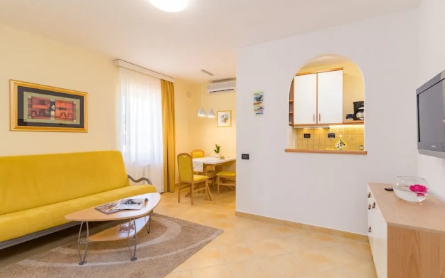 Escape - 20 m From sea - Yellow
