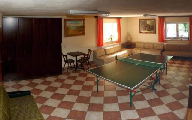 Pension Rosenauer Zimmer & Ferienwohnungen