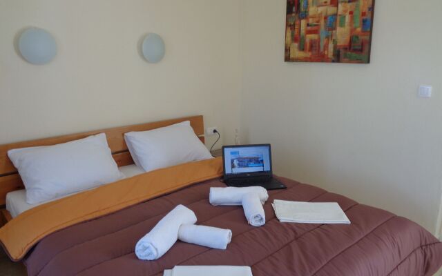 Hotel Sarti Beach
