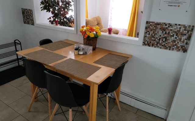 Vibrant apartment in the heart of the town