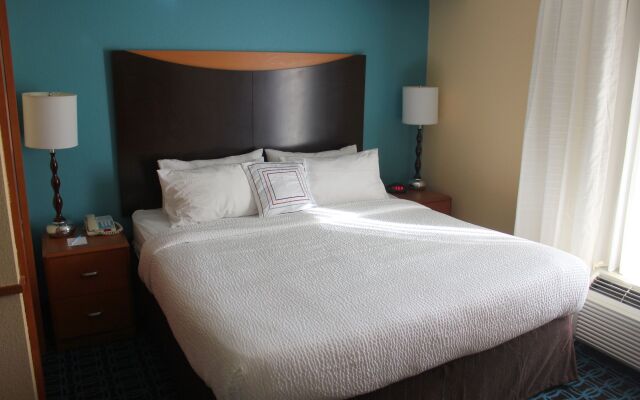 Fairfield Inn & Suites Seymour