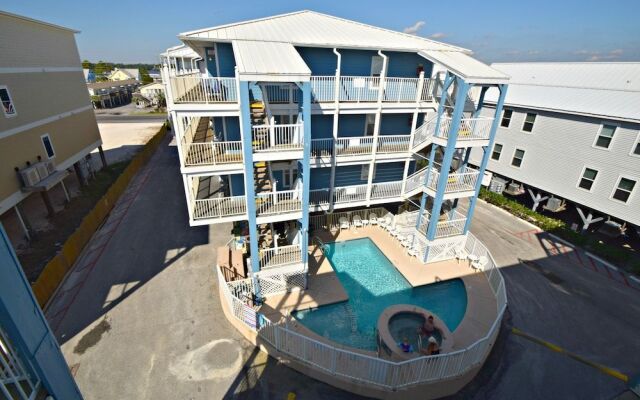 Sun Chase 301 by RedAwning