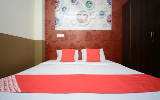 Hotel Indian Ldh By OYO Rooms