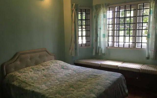 Jasmine Green Hill 3 Rooms Apartment