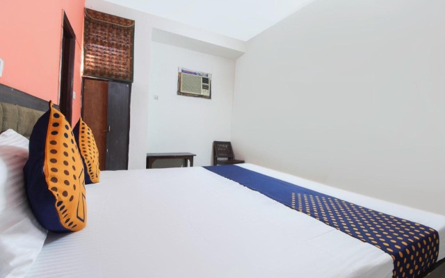 Goroomgo Viren Pacific Agra