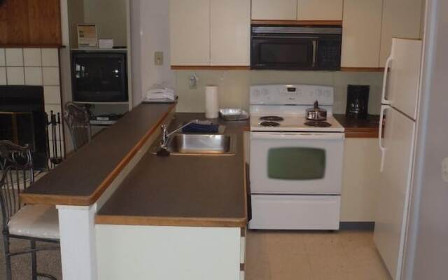 Eagle Village Resort