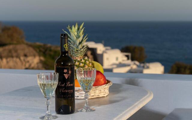 Red Beach Harmony suites Modestos
