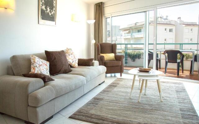 Apartaments Plus Costa Brava Estartit