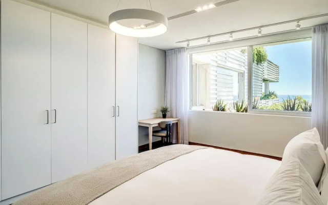 Opulent Spacious Fresnaye Sea View Leonotis Villa