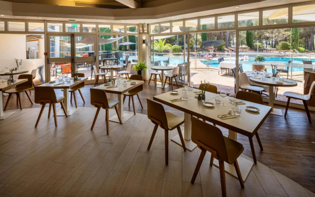 Latitudes Hotel Golf De L'esterel