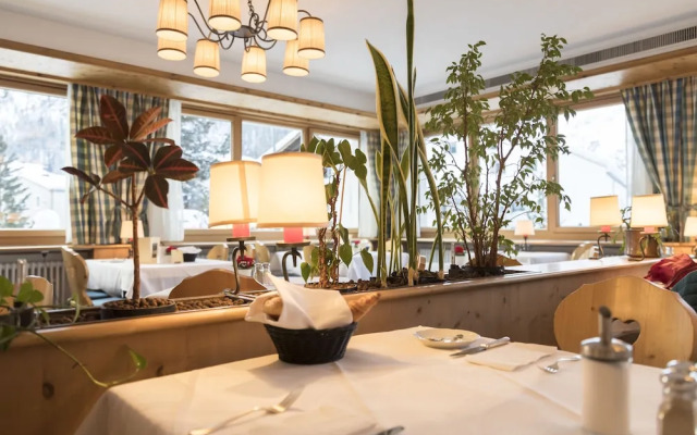 Hotel Bernina Pontresina