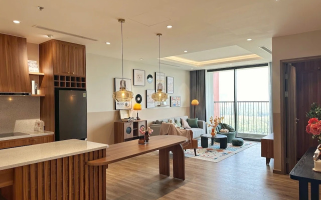 Sakura Homestay - Landmark Ecopark